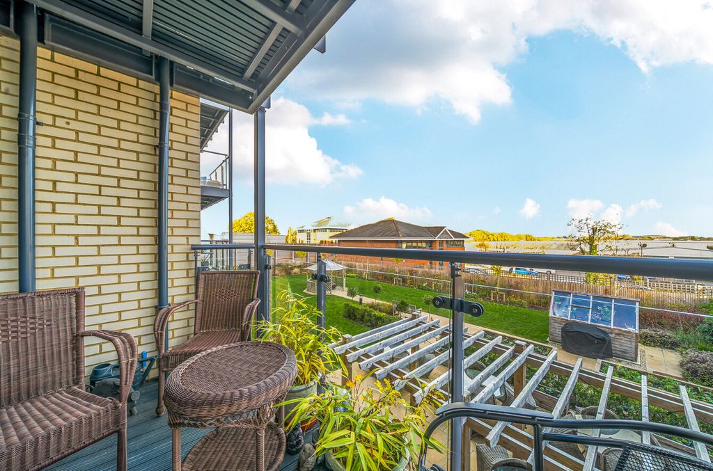 Property photo 1 of 17 Picture 1