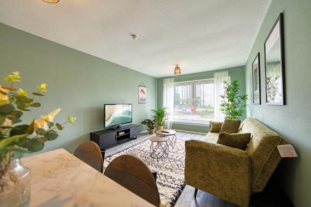 Property photo 2 of 10 Gallery