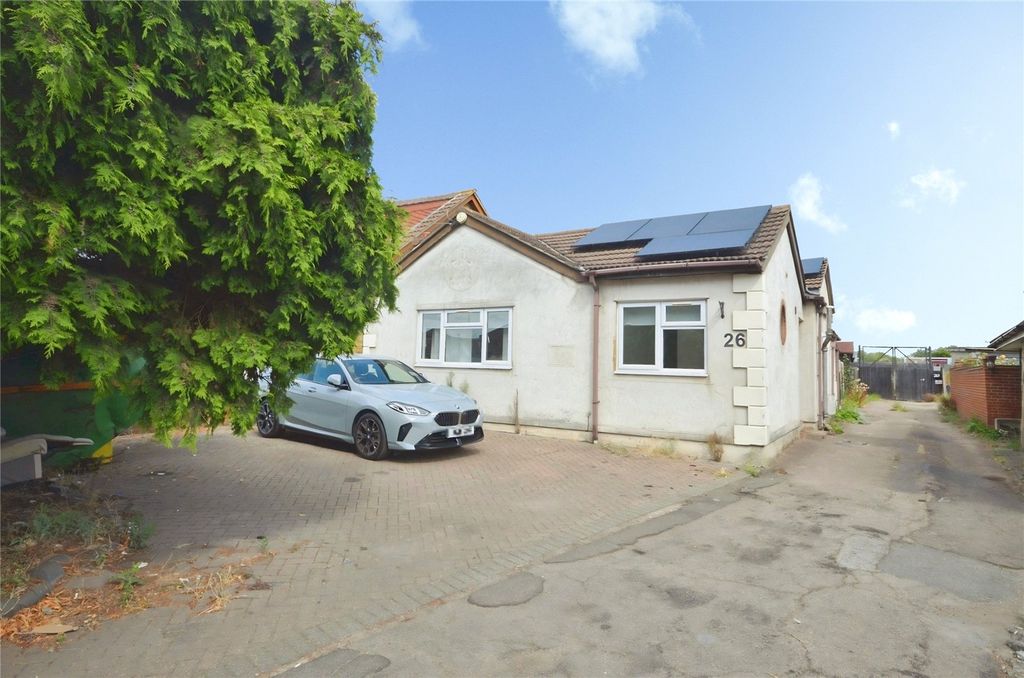 Property photo 1 of 16 Picture No. 05