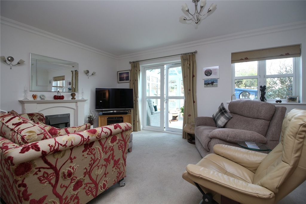 Property photo 2 of 13 Picture No. 02