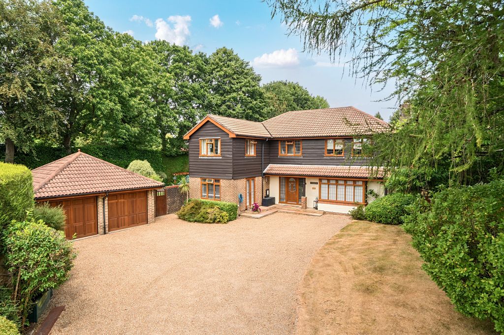 Property photo 1 of 19