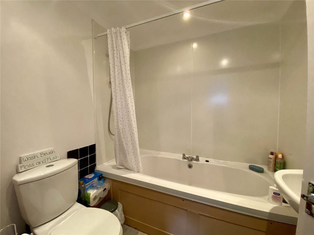 Additional image 11 of 2 bed flat for saleSticklepath Hill, Sticklepath, Barnstaple, Devon EX31