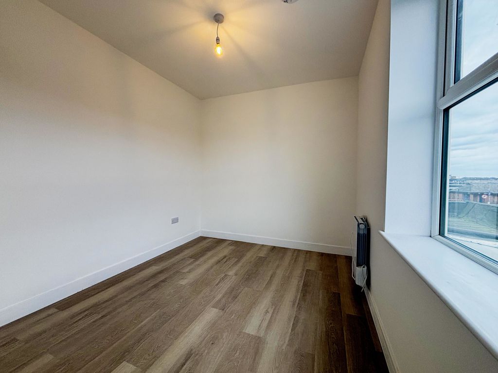 Property photo 3 of 4