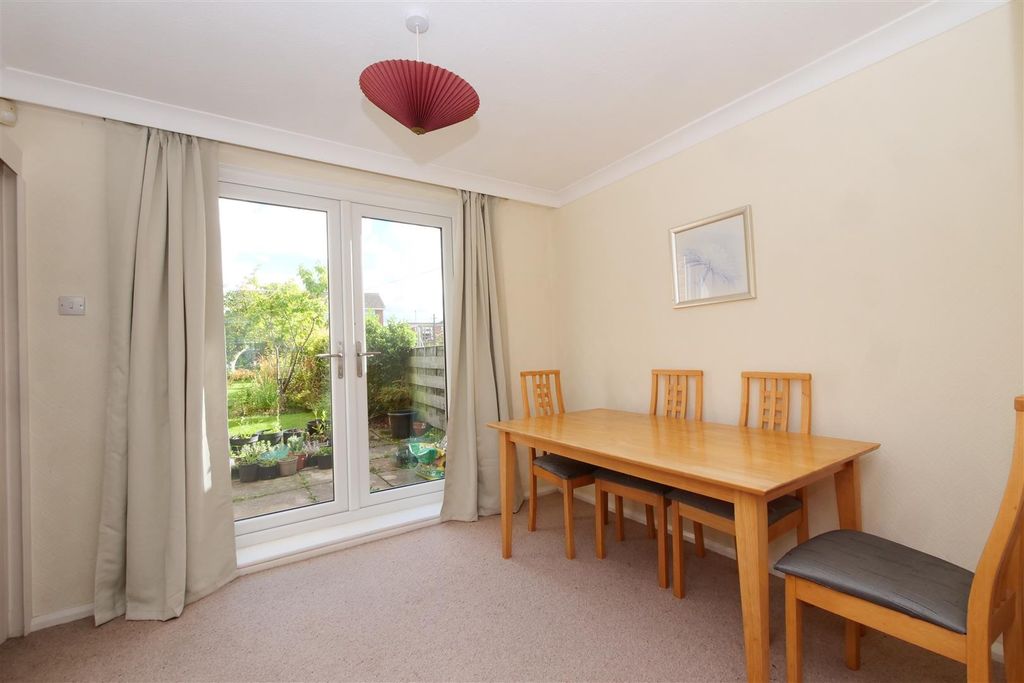 Property photo 3 of 16 Nbp0007.Jpg