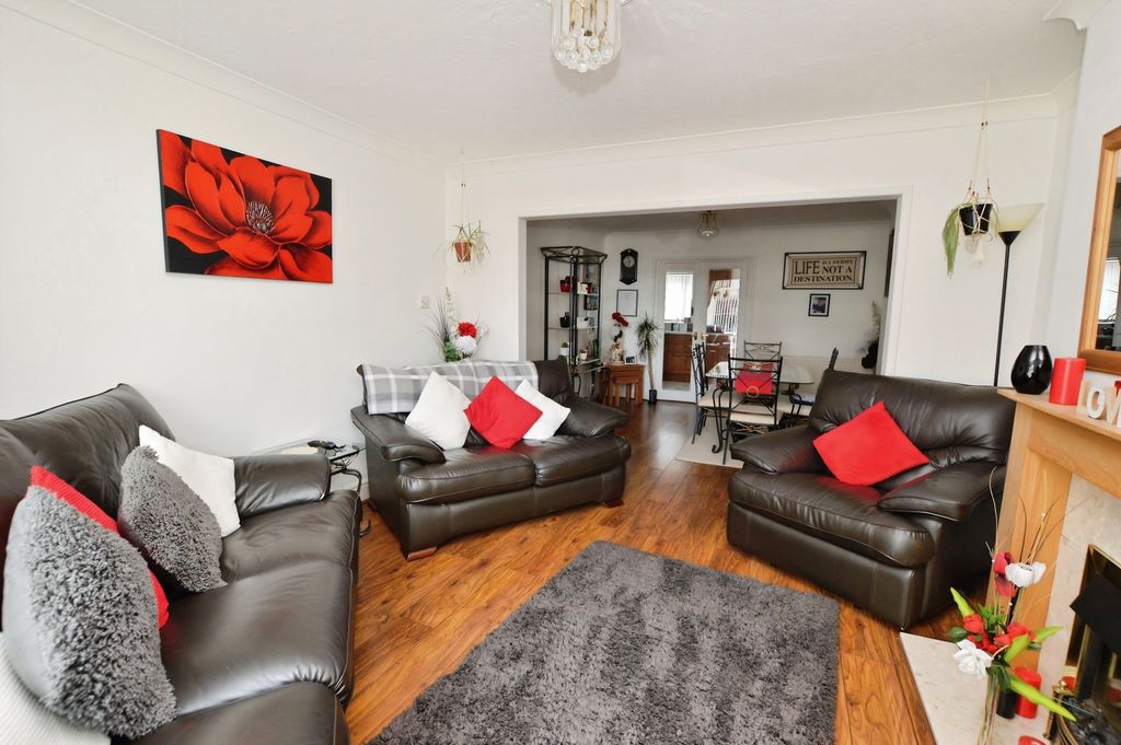 Property photo 2 of 13 Pbox-Img.Jpg