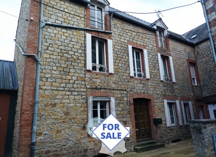 Property photo 1 of 11