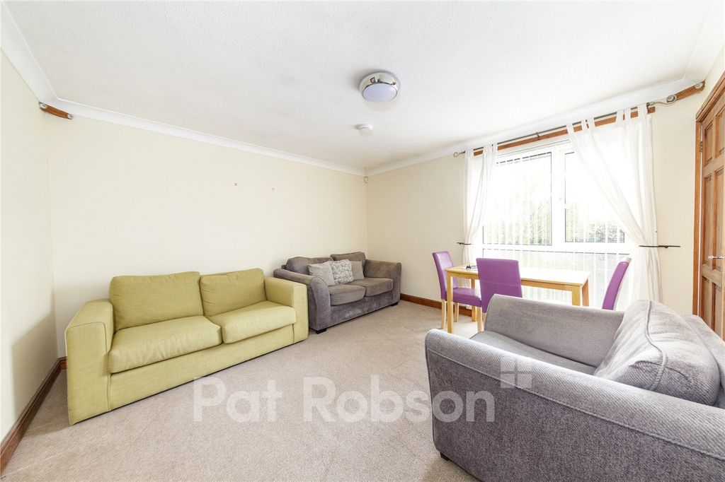 Property photo 3 of 11 Picture 3