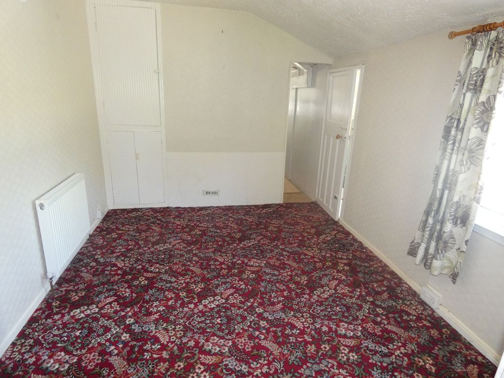 Property photo 3 of 12 Dining Room