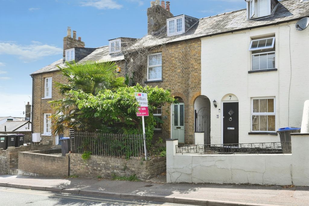 Property photo 1 of 19