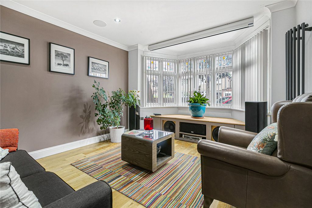 Property photo 2 of 18 Reception Room