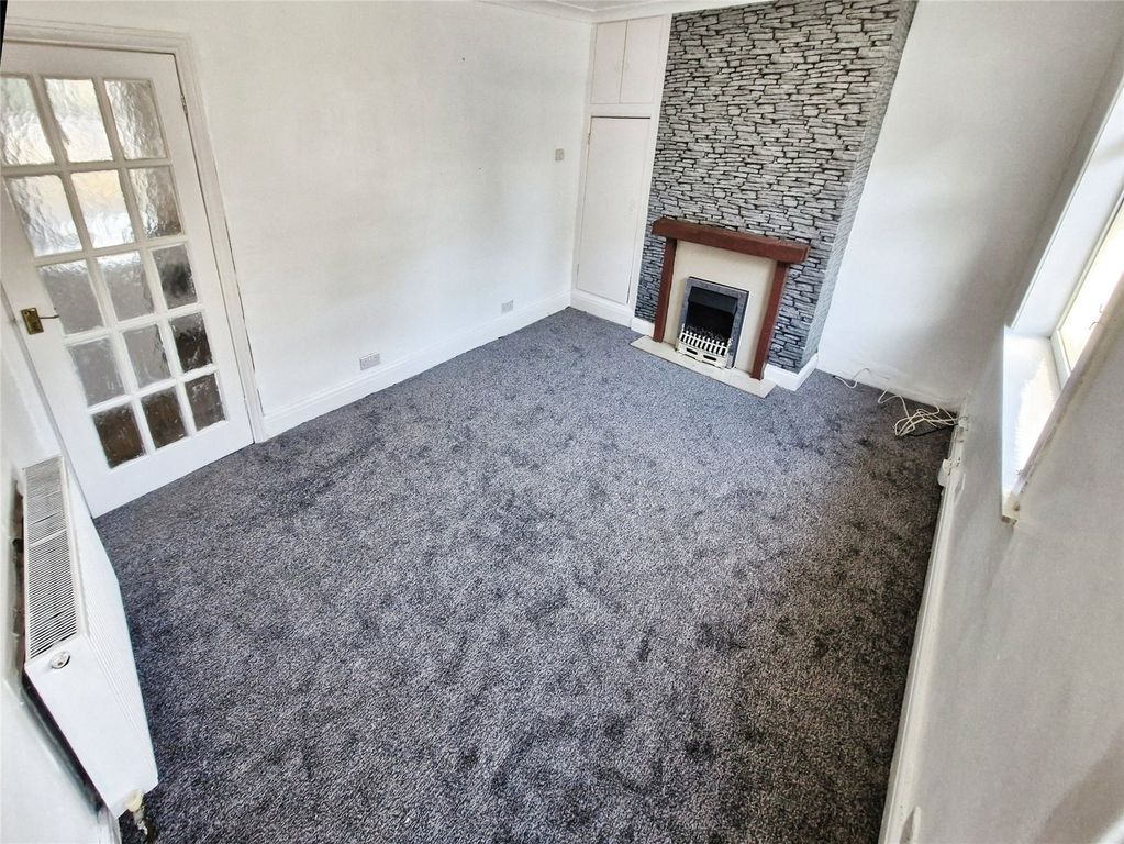 Property photo 3 of 10 Picture No. 09