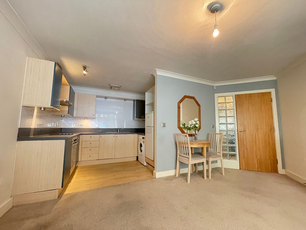 Property photo 3 of 7