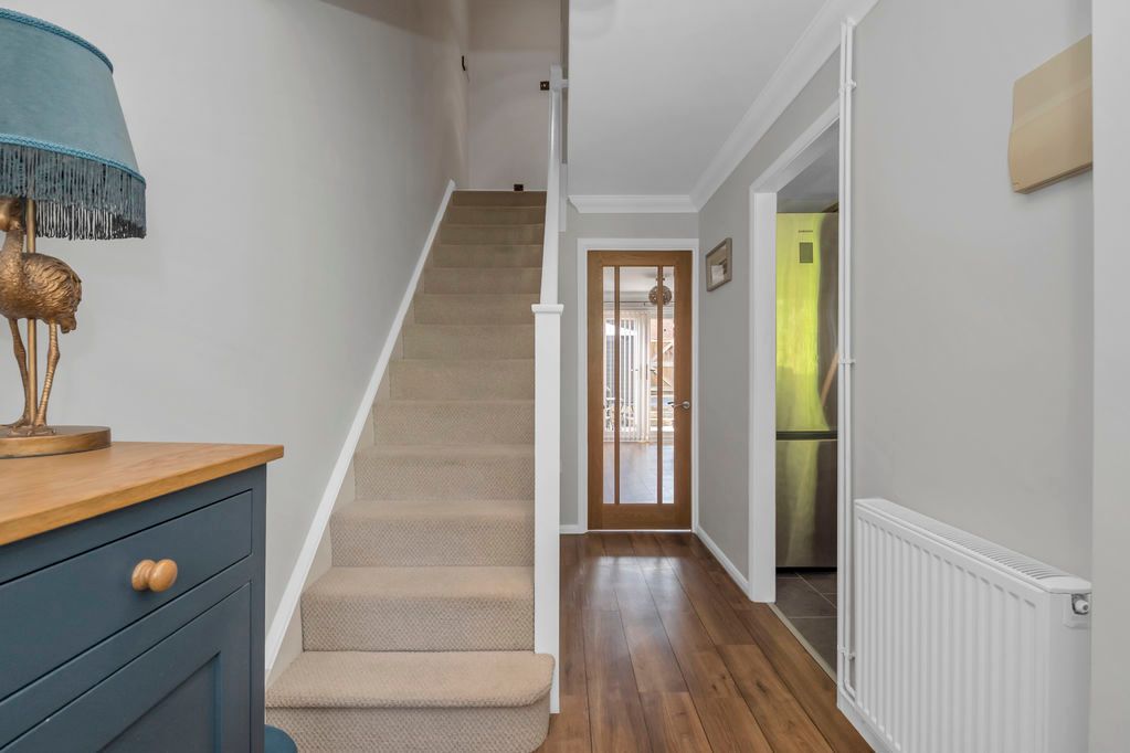 Property photo 2 of 14 Entrance Hall