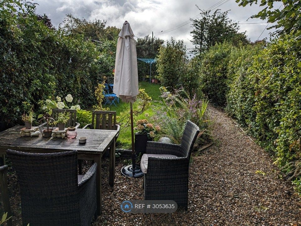 Property photo 2 of 33