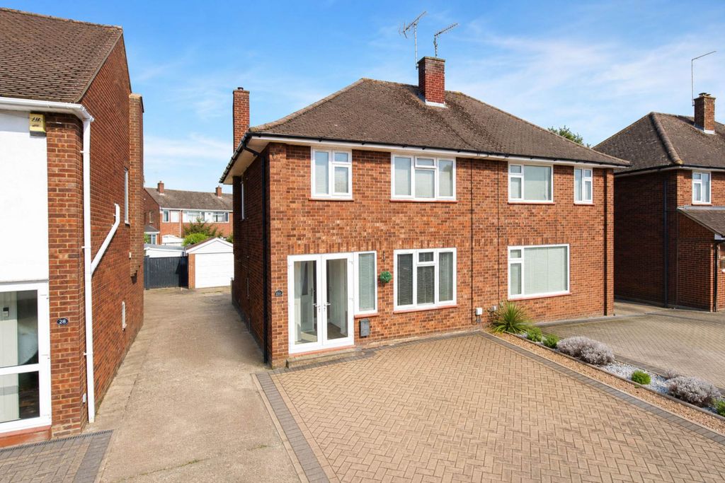 Property photo 1 of 12