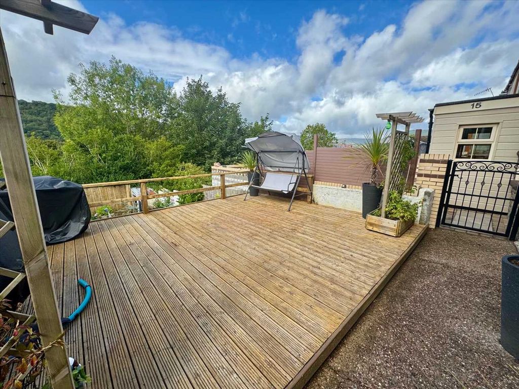 Property photo 2 of 23 Exterior