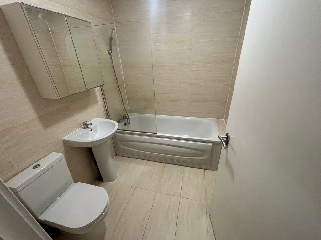 Property photo 3 of 3