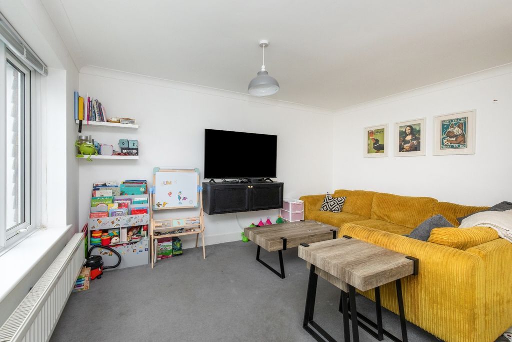 Property photo 2 of 10 4736304