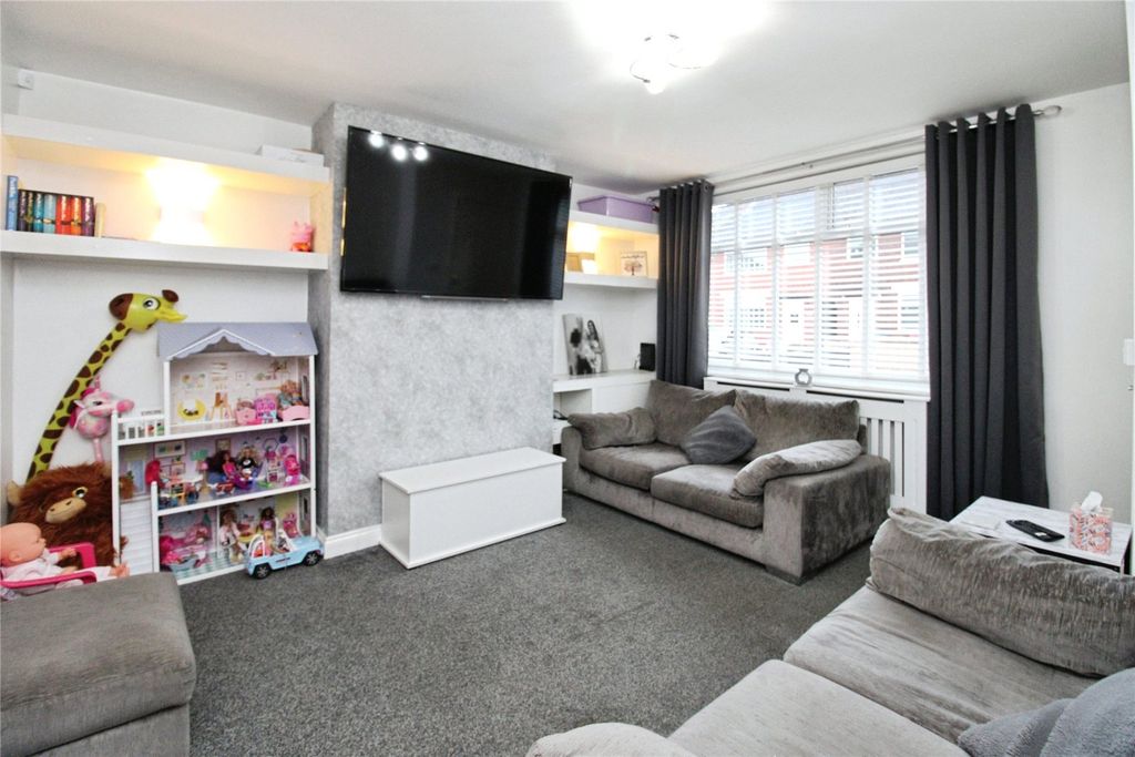 Property photo 2 of 10 Picture No. 11