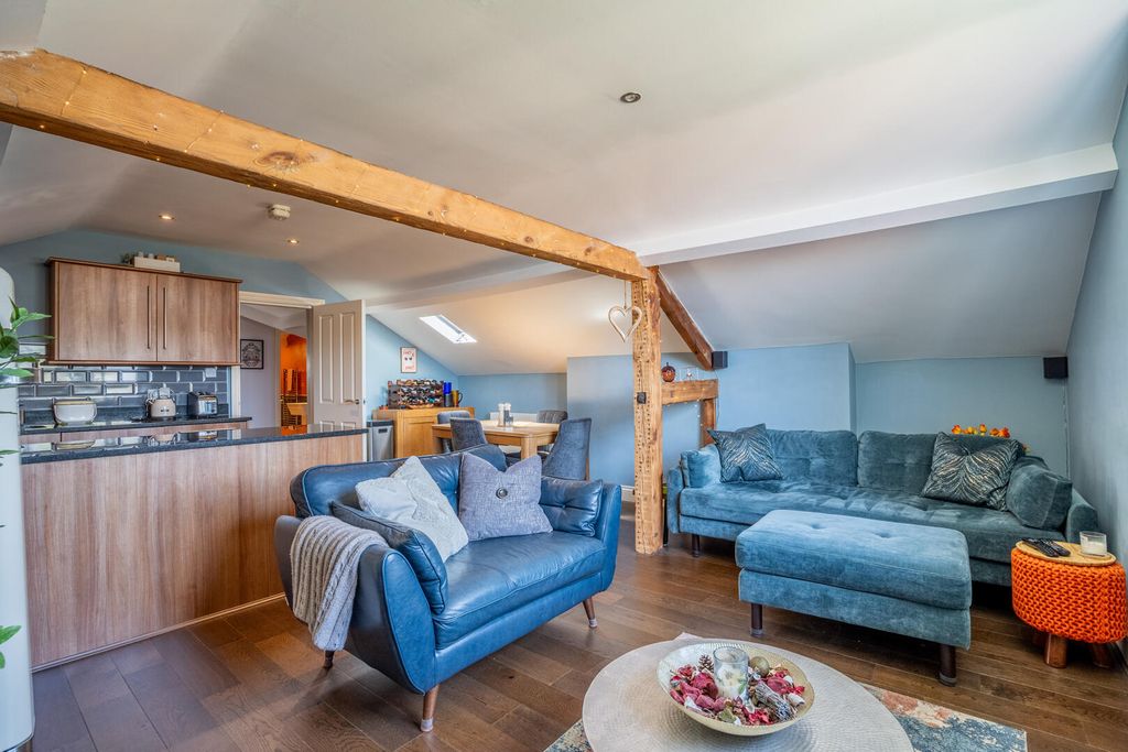 Property photo 2 of 14 Living Room