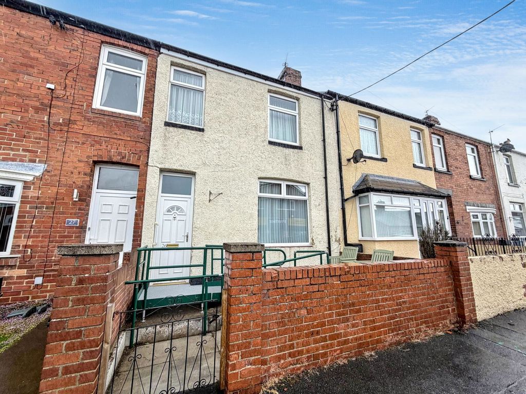 Property photo 1 of 17