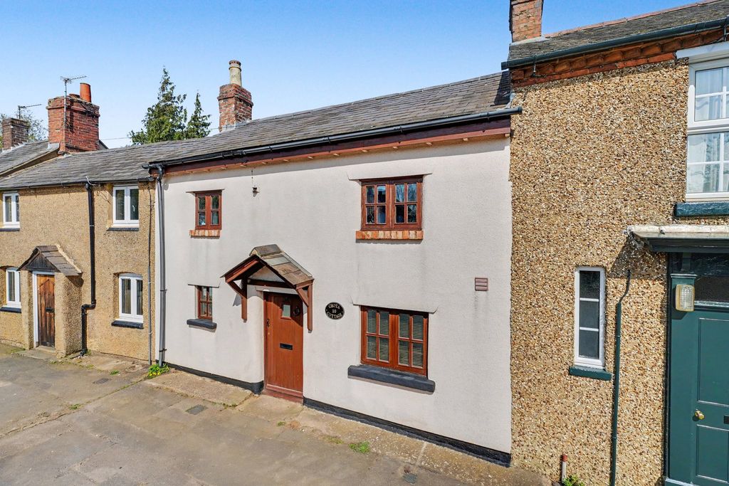 Property photo 1 of 18