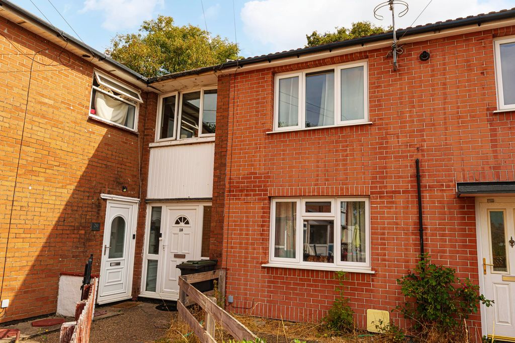 Property photo 1 of 39