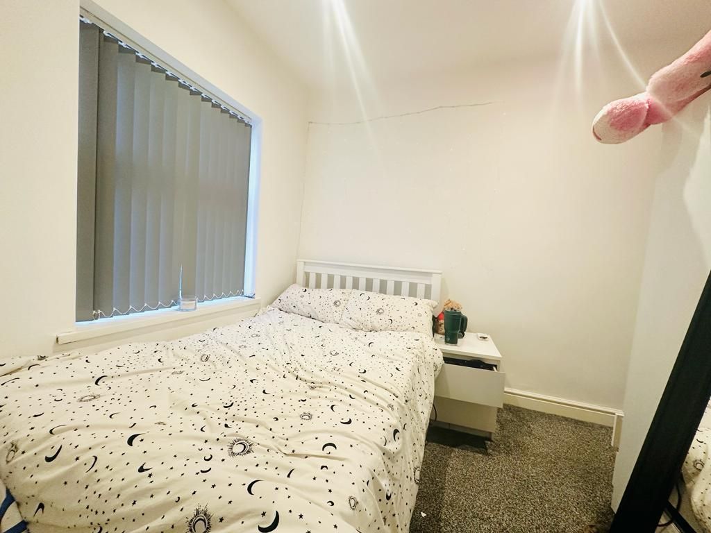 Property photo 3 of 7 Bedroom