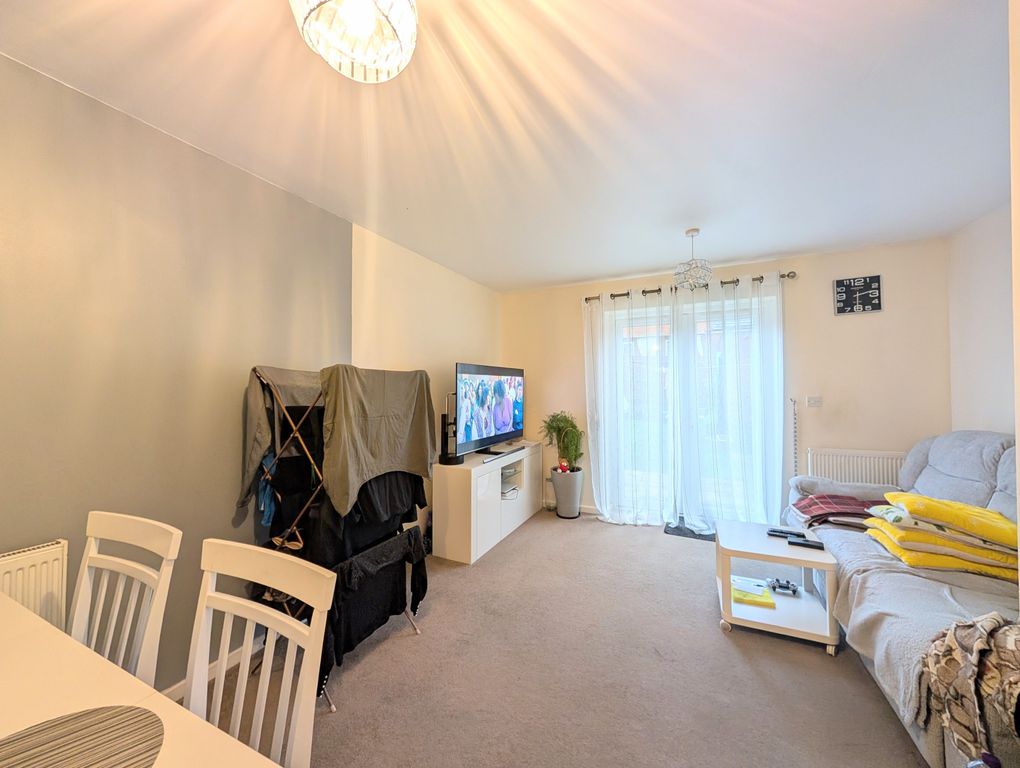 Property photo 2 of 7