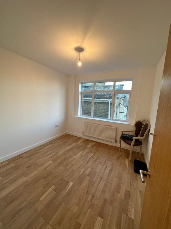 Property photo 3 of 3