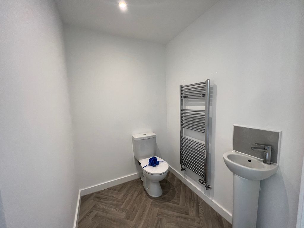 Property photo 3 of 4