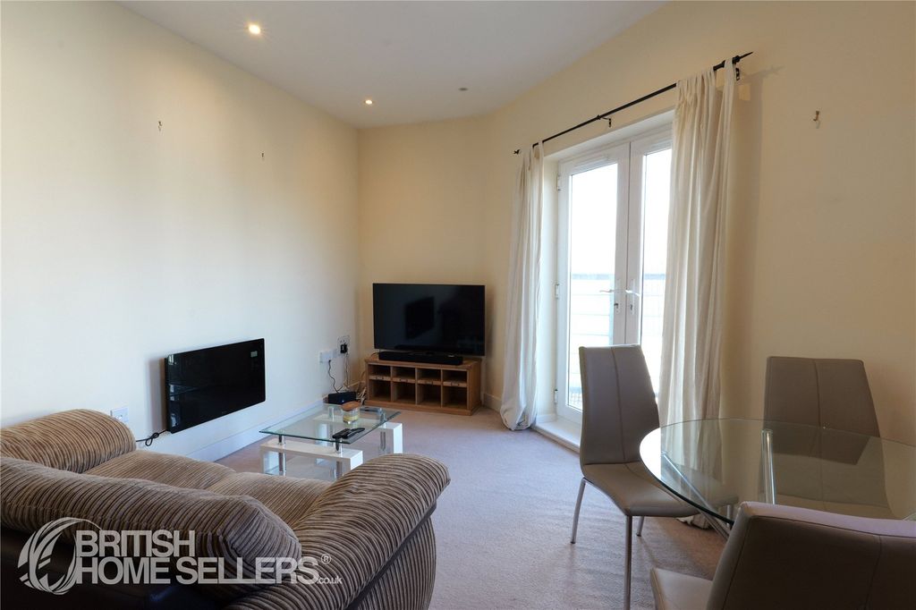 Property photo 3 of 14 Picture No. 05