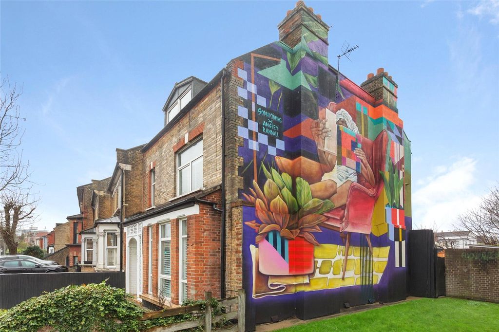 Property photo 1 of 16 Picture No. 17