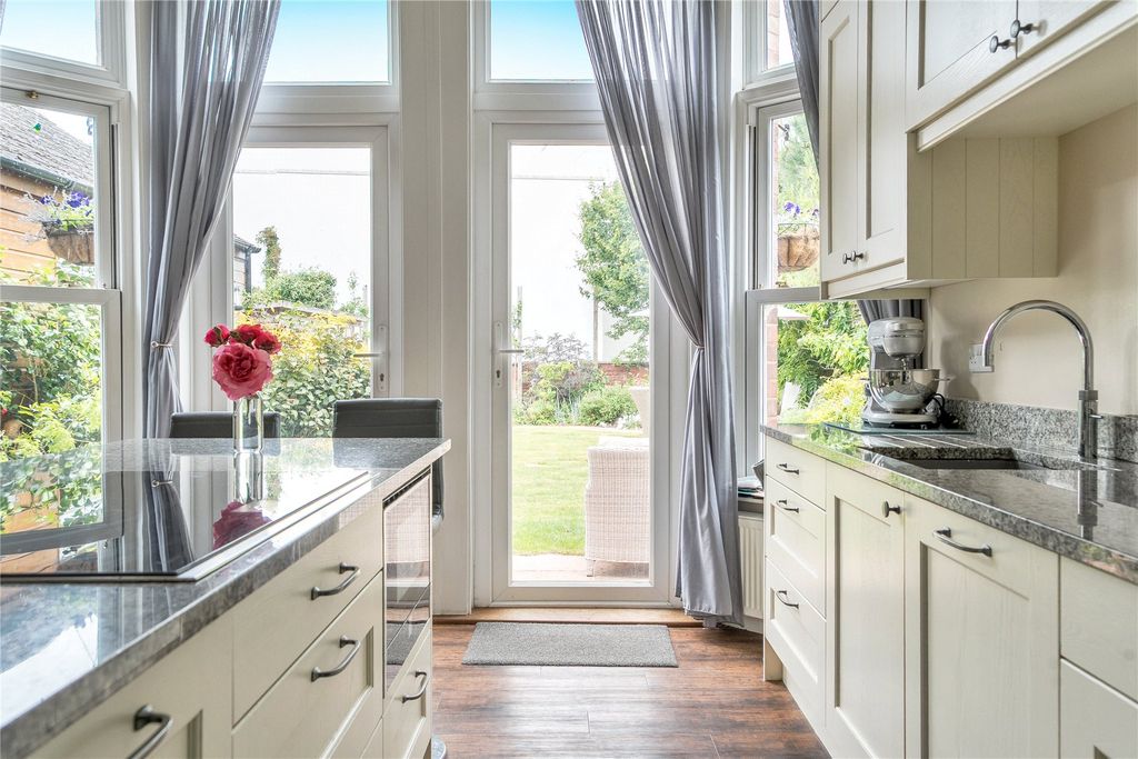 Property photo 2 of 15 Kitchen