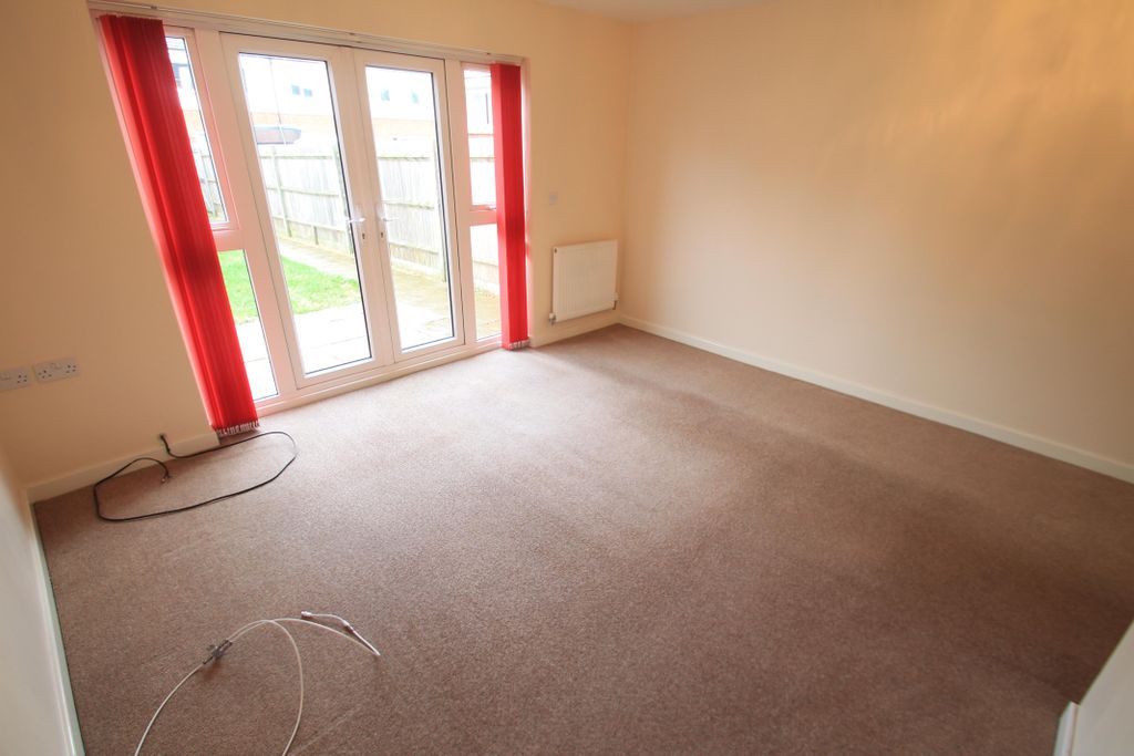 Property photo 3 of 12 Bedroom 1
