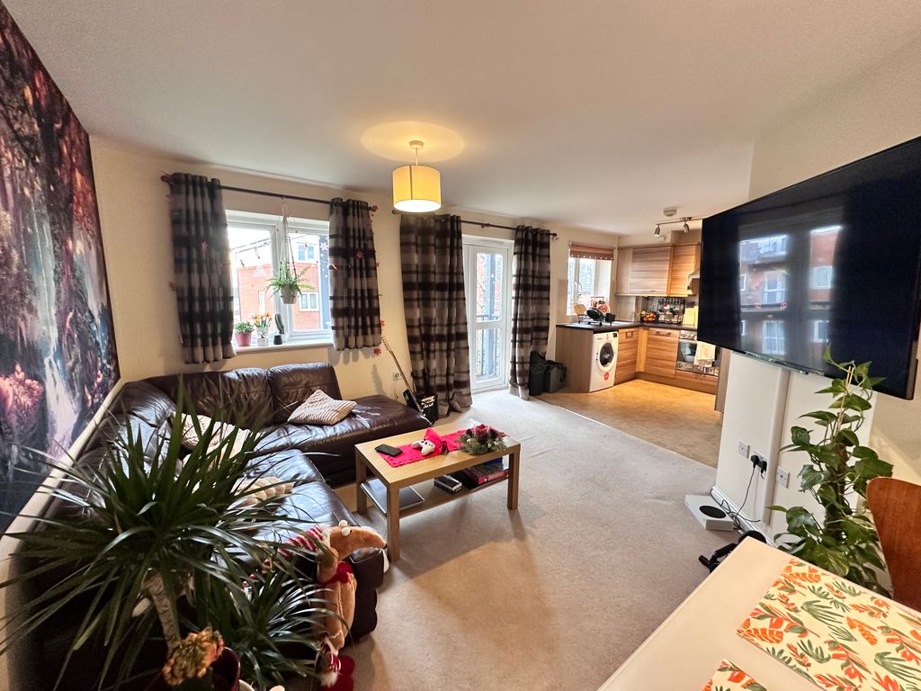 Property photo 3 of 13 Image