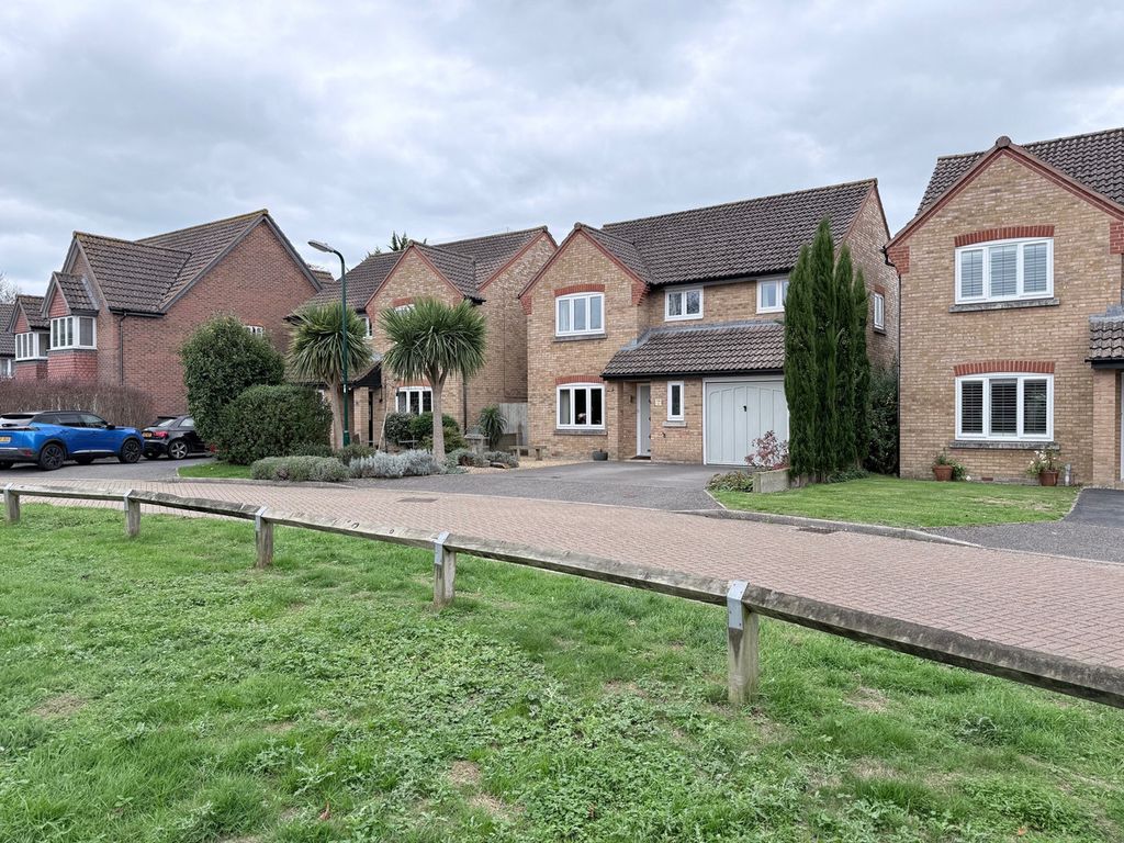 Property photo 1 of 25