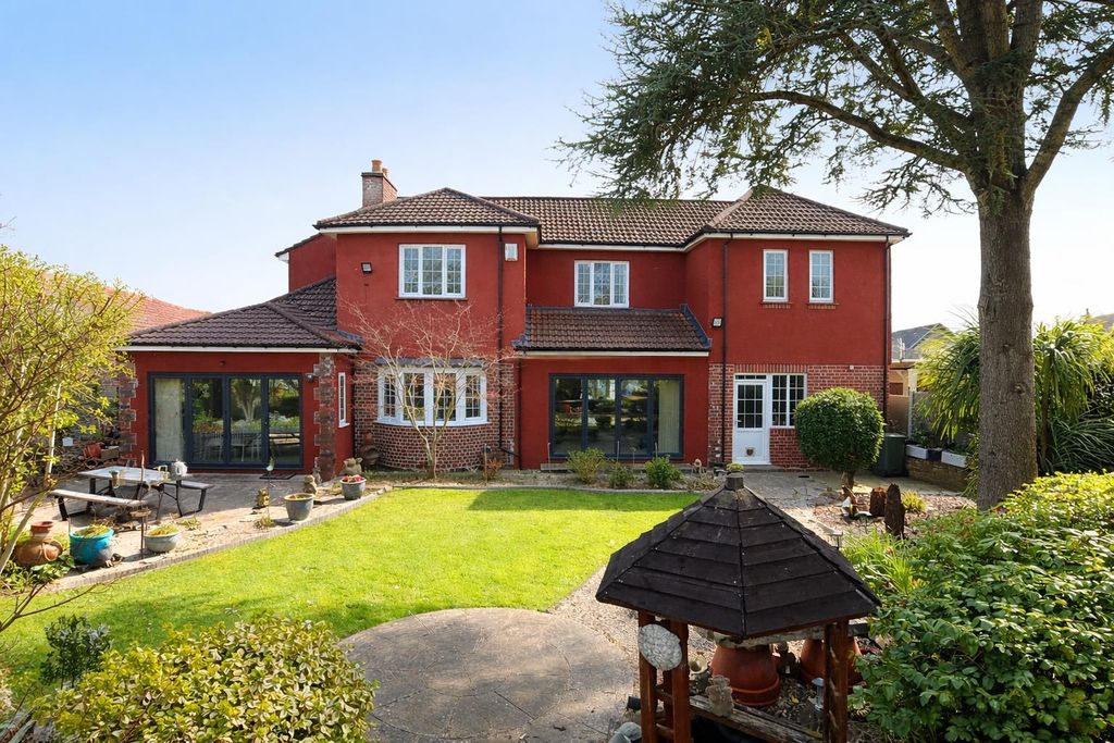 Property photo 1 of 31