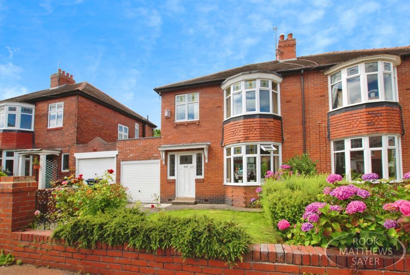 Property photo 1 of 7 Photo 7