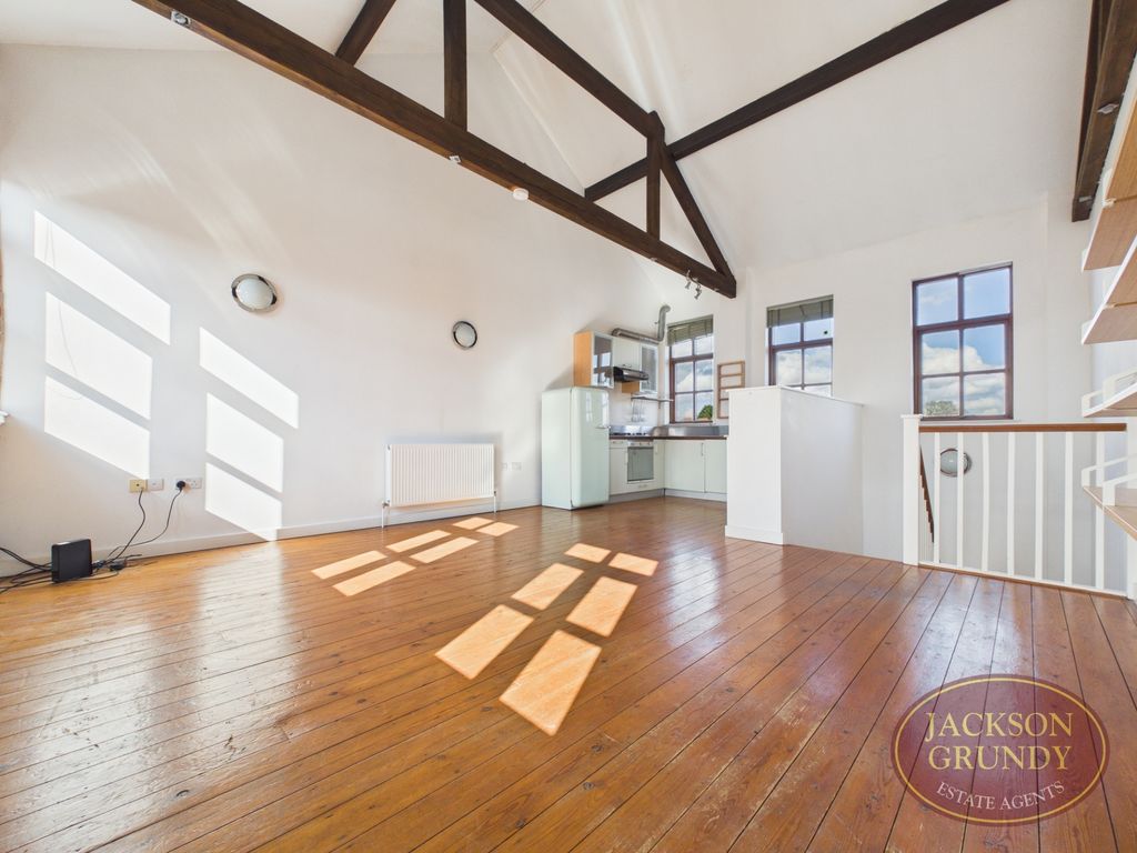 Property photo 3 of 14 Photo 13