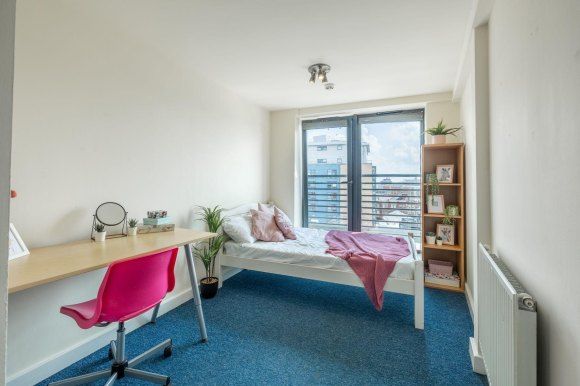 Property photo 2 of 6 878A2682-Hdr.Jpg