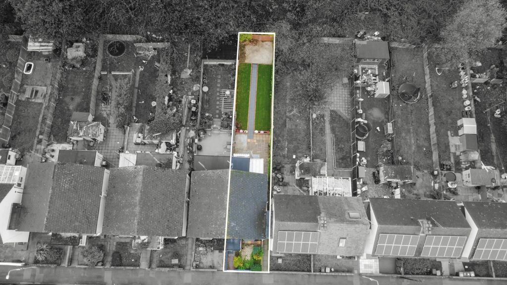 Property photo 3 of 20 4691252