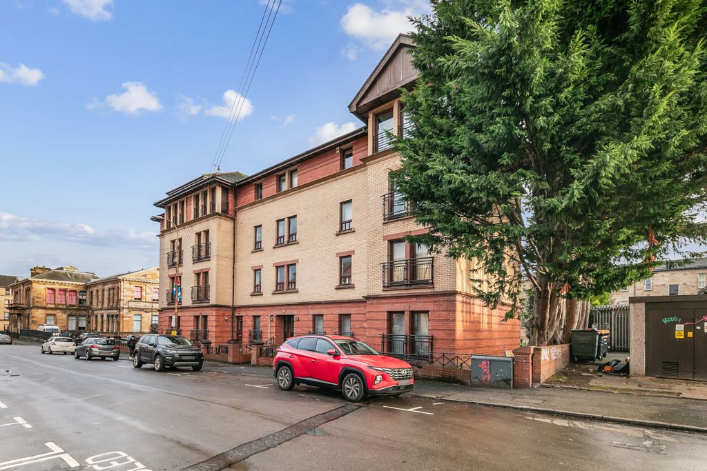 Property photo 1 of 37