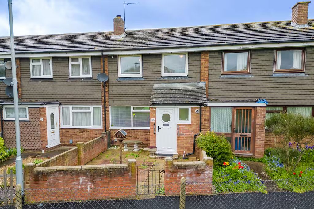 Property photo 2 of 21