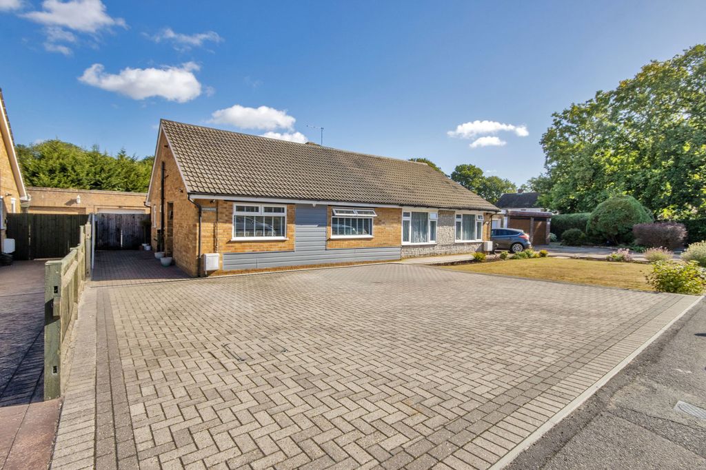 Property photo 1 of 47