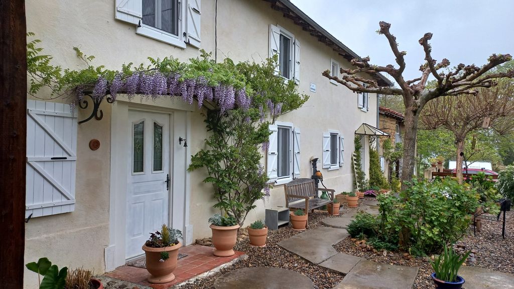 Property photo 1 of 41