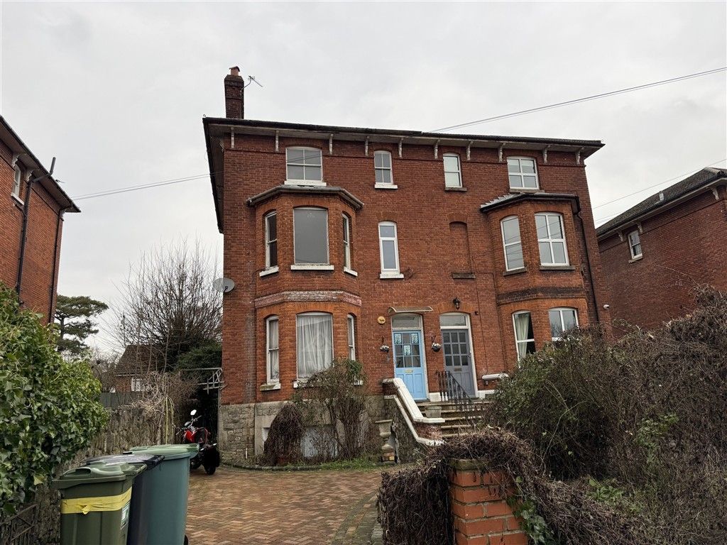 Property photo 1 of 1 Front