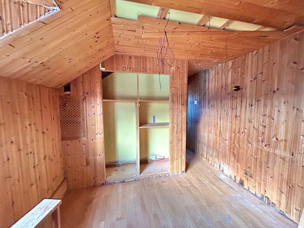 Property photo 3 of 6 Picture No. 02