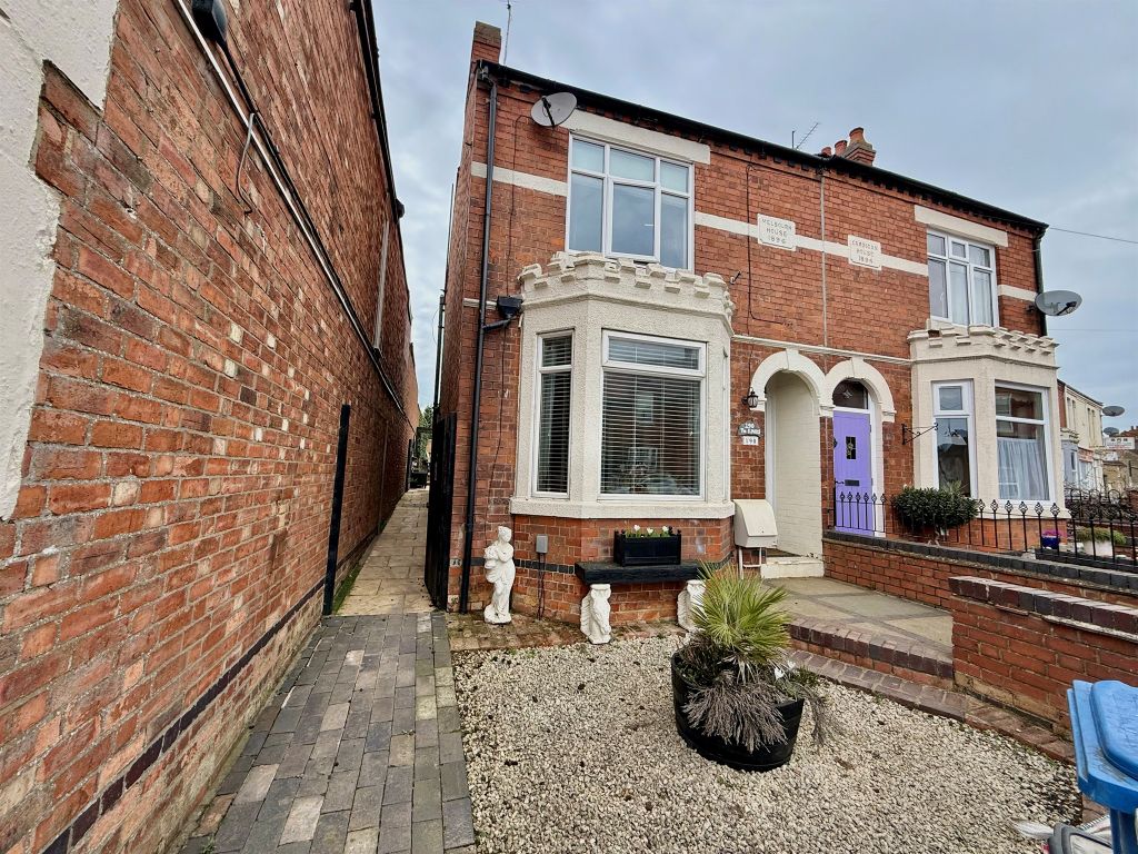 Property photo 1 of 18