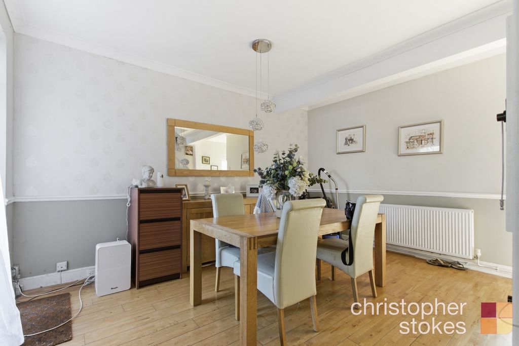 Property photo 3 of 20 4735494